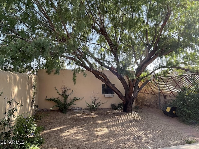 4021 Hastings Dr, El Paso, TX 79903 - view of yard