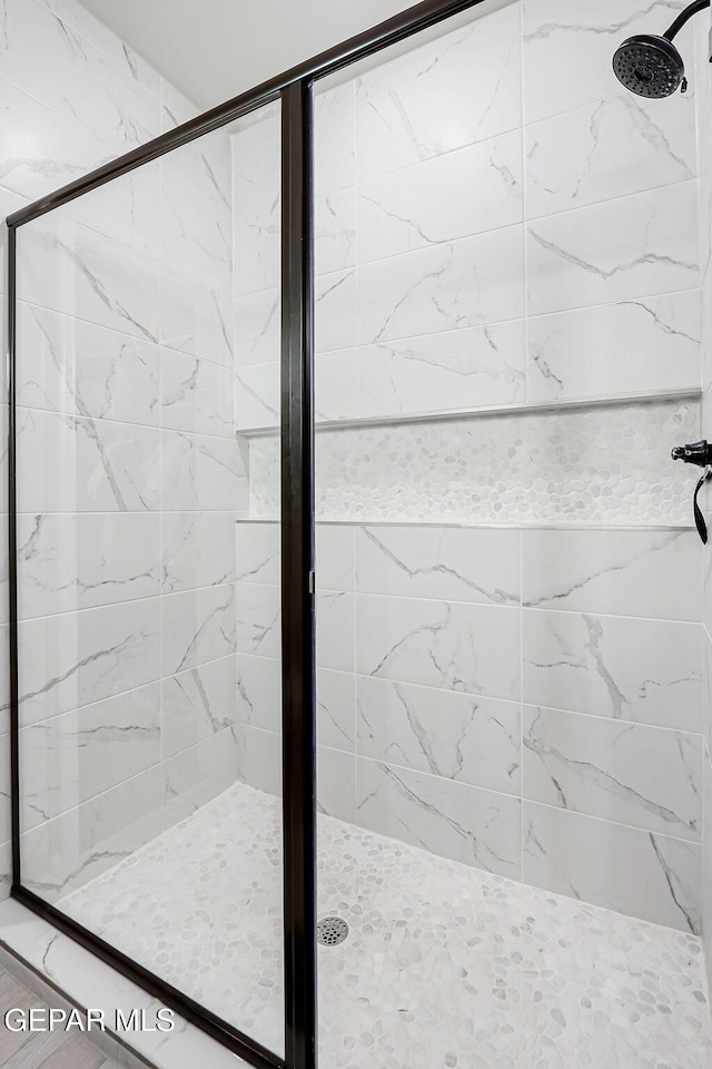 12820 Monmouth Ave, El Paso, TX 79928 - bathroom with a shower stall