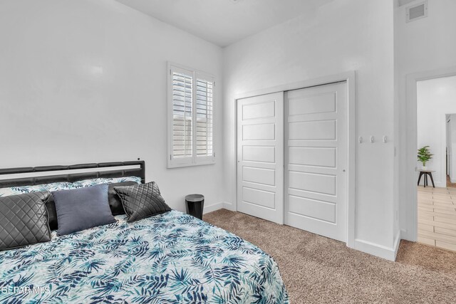 12328 Desert Heights Ct, El Paso, TX 79938 - bedroom featuring carpet flooring and a closet
