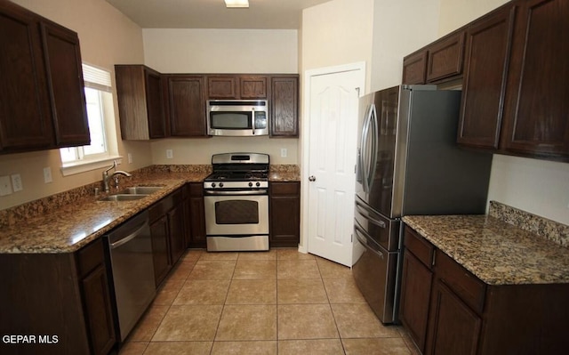 5975 Redstone Rim Dr, El Paso, TX 79934 - photo 5