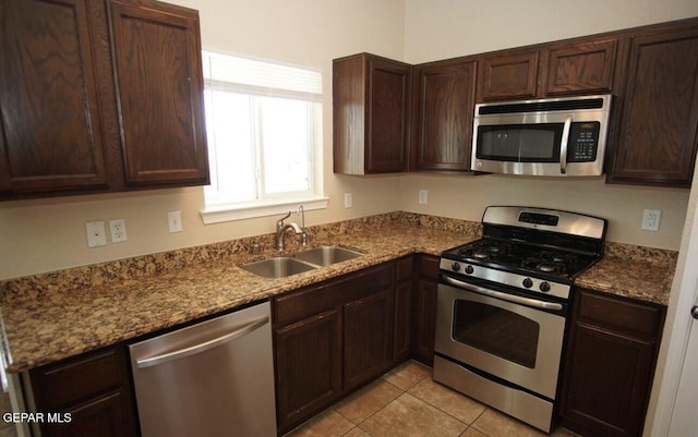 5975 Redstone Rim Dr, El Paso, TX 79934 - photo 6