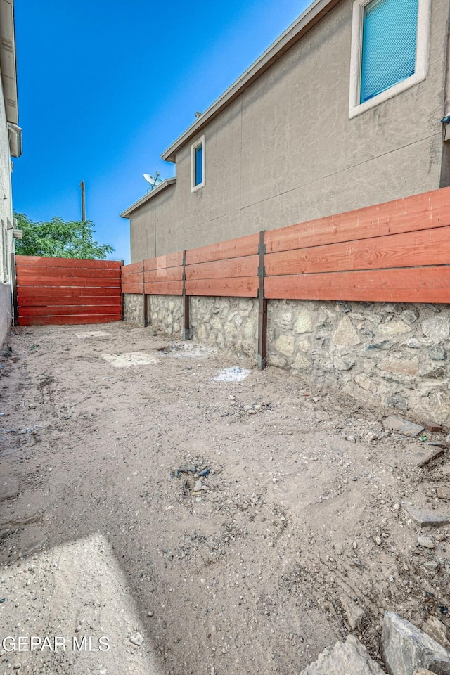 14376 N Cave Dr, El Paso, TX 79938 - view of yard