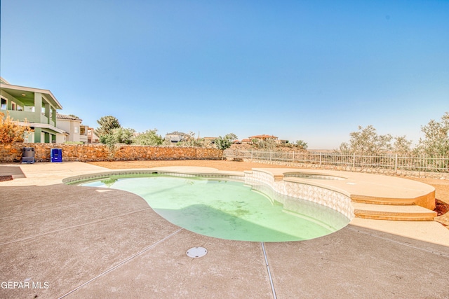 6570 Eagle Ridge Dr, El Paso, TX 79912 - view of pool featuring a fenced backyard, a patio, and a pool with connected hot tub
