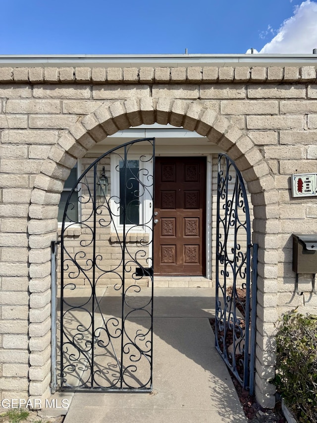 536 Satellite Dr, El Paso, TX 79912 - view of gate
