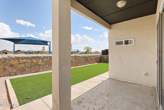 13860 Summer View Ave, El Paso, TX 79928 - fenced backyard with a patio