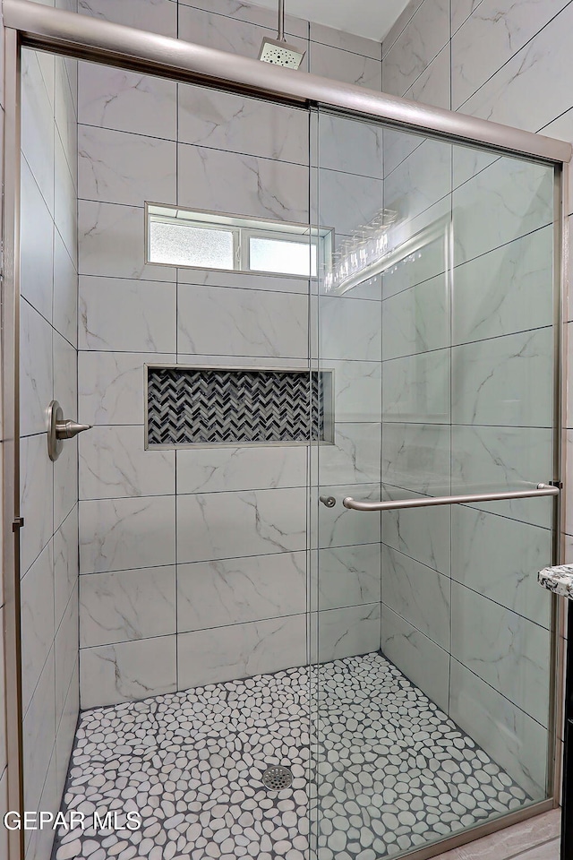 13860 Summer View Ave, El Paso, TX 79928 - full bath featuring a shower stall