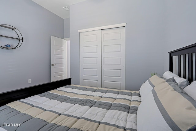 13860 Summer View Ave, El Paso, TX 79928 - bedroom featuring a closet