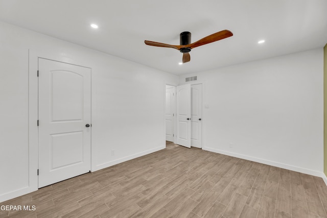 10229 Luella Ave, El Paso, TX 79925 - spare room featuring a ceiling fan, light wood-style flooring, and recessed lighting