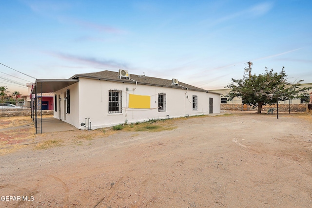 209 Hardesty Pl, El Paso, TX 79905 - back of property with stucco siding