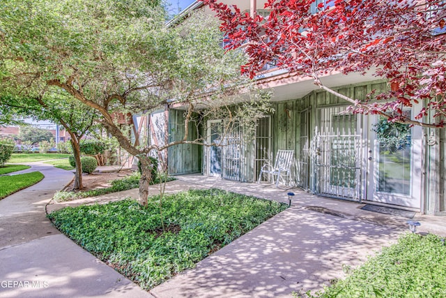 350 Thunderbird Dr Unit 59, El Paso, TX 79912 - entrance to property