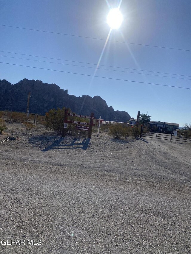 18418 Carinha Ave, El Paso, TX 79938 - photo 14