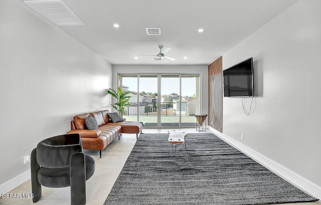 525 Cotton Blossom Ave, El Paso, TX 79922 - living room featuring a ceiling fan and recessed lighting