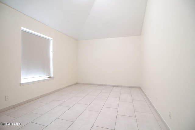 1465 Fito Hernandez St, El Paso, TX 79928 - additional living space with lofted ceiling