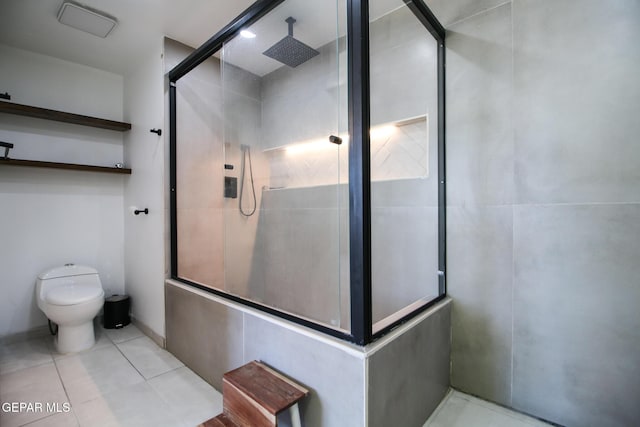 1465 Fito Hernandez St, El Paso, TX 79928 - bathroom featuring tiled shower and tile patterned flooring