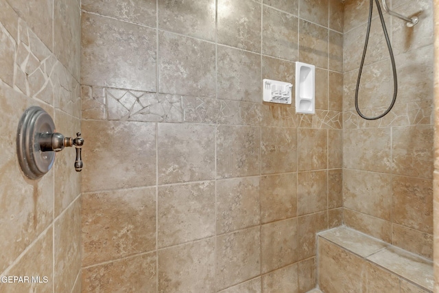 14330 Woods Point Ave, El Paso, TX 79938 - full bathroom with a tile shower