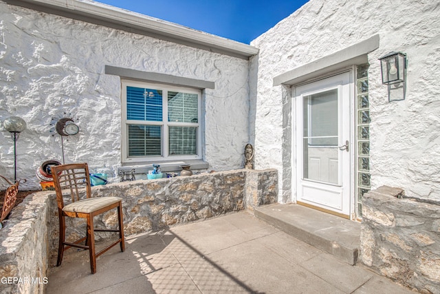 4327 Oxford Ave, El Paso, TX 79903 - entrance to property featuring stucco siding