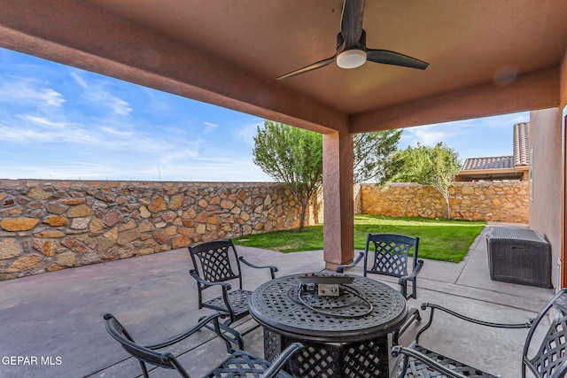 448 White Cloud Rd, El Paso, TX 79928 - fenced backyard with a patio area, ceiling fan, and outdoor dining space