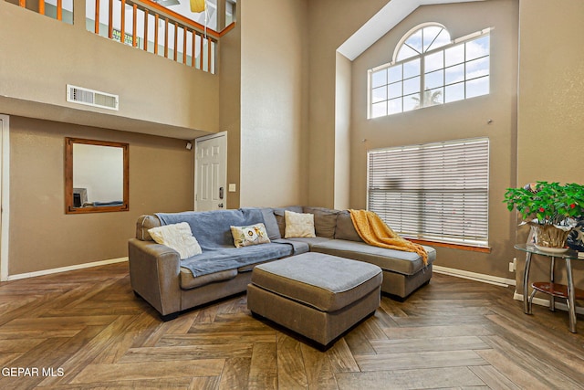 4728 Loma Grande Dr, El Paso, TX 79934 - living area with a towering ceiling and a ceiling fan