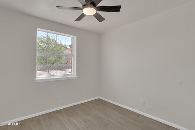 4321 Loma Casitas Rd, El Paso, TX 79934 - unfurnished room featuring light wood-type flooring and a ceiling fan