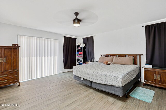9128 Diana Dr, El Paso, TX 79924 - bedroom with light wood-style flooring and a ceiling fan