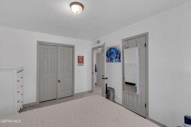 8142 Cook Dr, El Paso, TX 79907 - bedroom featuring a closet