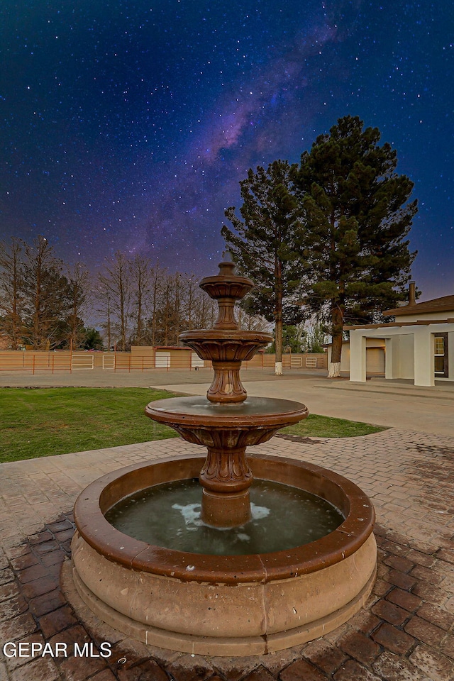 796 Fescue Dr, Canutillo, TX 79835 - view of community