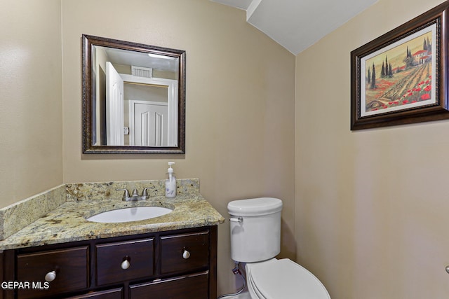 796 Fescue Dr, Canutillo, TX 79835 - bathroom with vanity and lofted ceiling