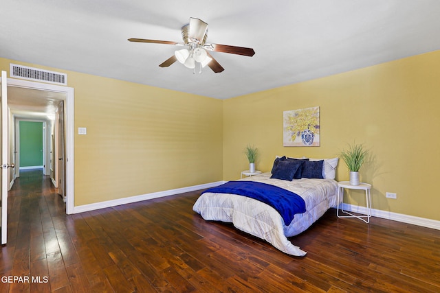 796 Fescue Dr, Canutillo, TX 79835 - bedroom with hardwood / wood-style flooring and a ceiling fan