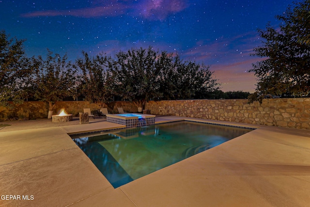 796 Fescue Dr, Canutillo, TX 79835 - view of pool with a patio, a fenced backyard, and a pool with connected hot tub