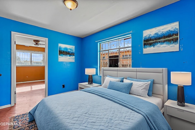 541 Val Verde St, El Paso, TX 79905 - bedroom featuring wood finished floors and baseboards