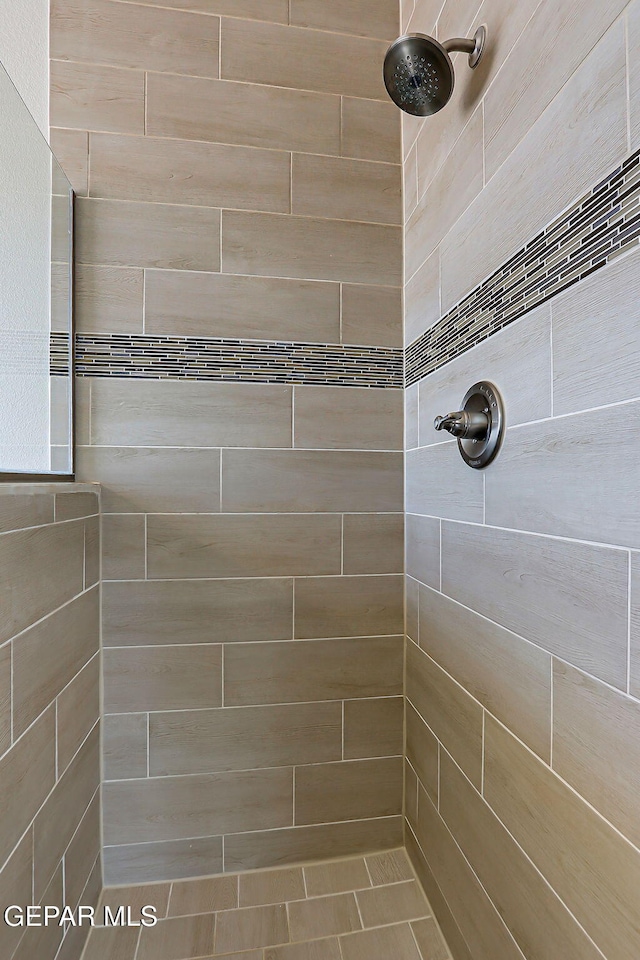 13860 Paseo Sereno Dr, El Paso, TX 79928 - full bath featuring tiled shower