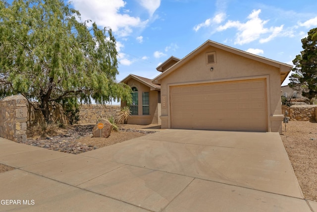 14148 Highweed Dr, Horizon City, TX 79928 - photo 2