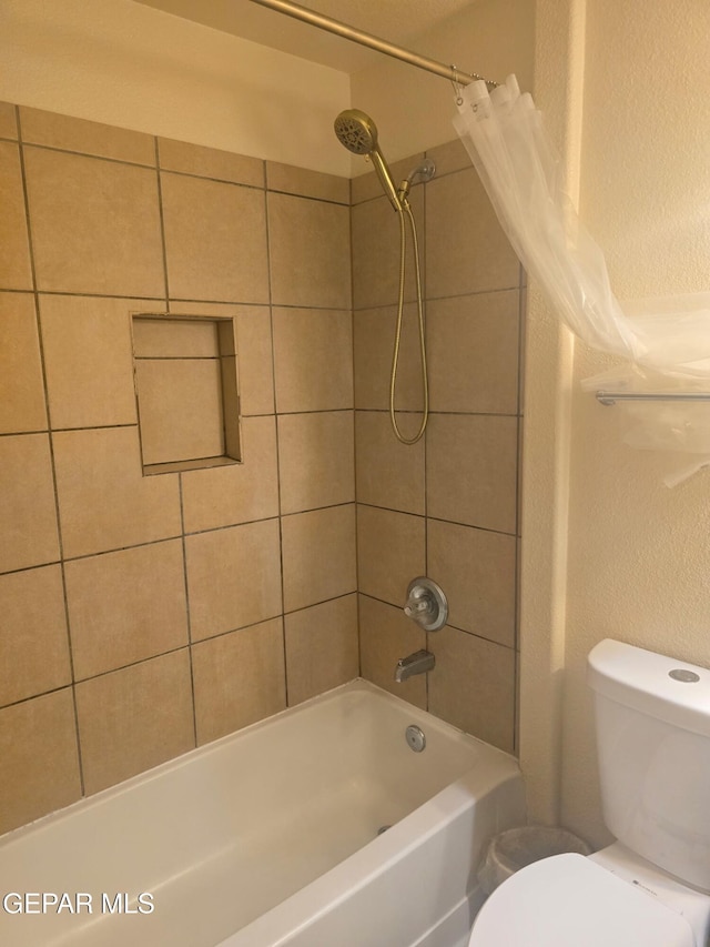 14185 Silver Point Ave, El Paso, TX 79938 - full bath with shower / bath combo and toilet