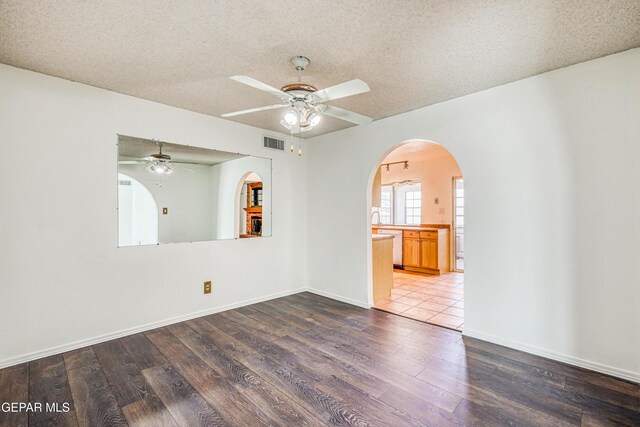 424 Benton St, Horizon City, TX 79928 - photo 19