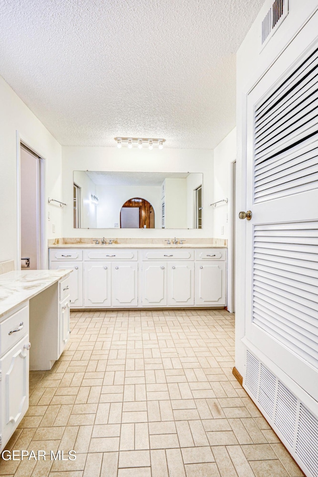 424 Benton St, Horizon City, TX 79928 - photo 48