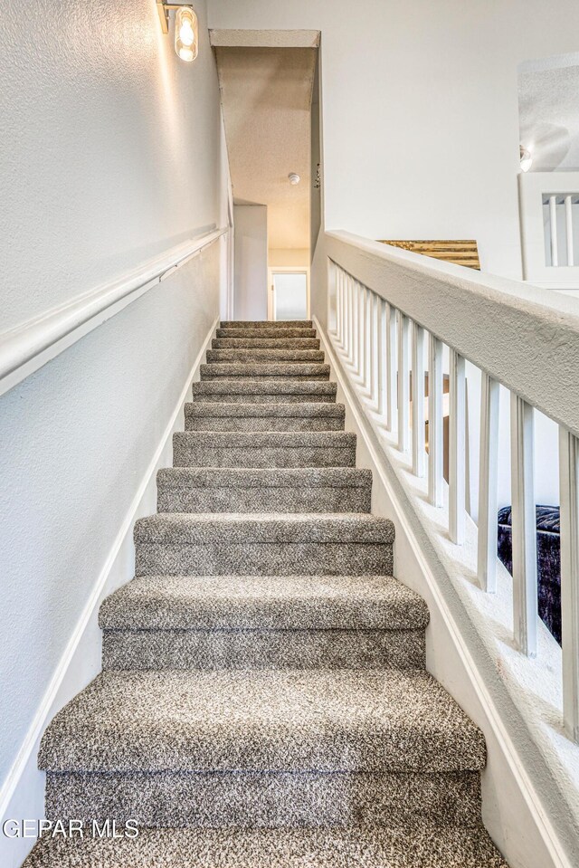 10937 Acoma St, El Paso, TX 79934 - view of staircase
