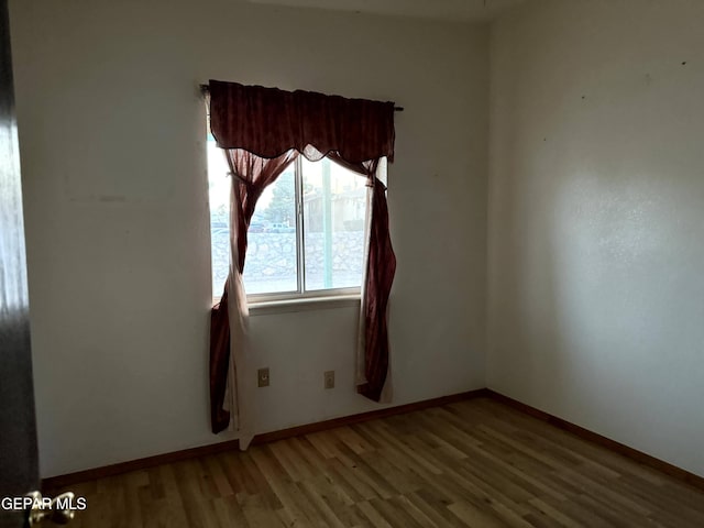 9212 Atun Way, El Paso, TX 79907 - unfurnished room with light wood finished floors and baseboards