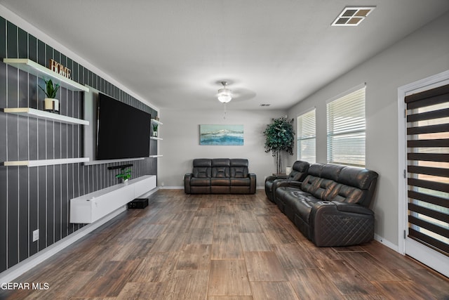 10625 Hidden Links Pl, El Paso, TX 79924 - living area featuring a ceiling fan and wood finished floors
