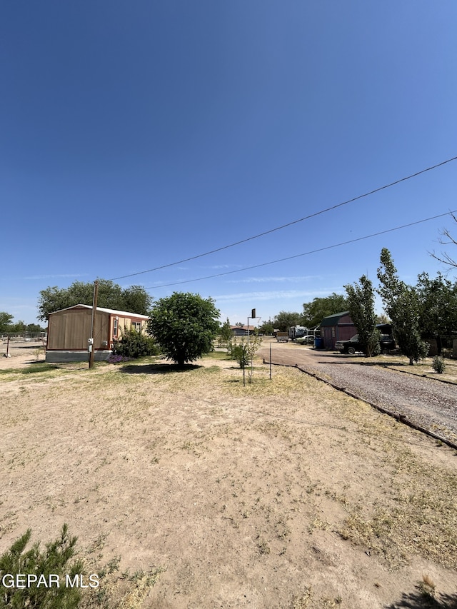 525 Borrego Rd, San Elizario, TX 79849 - photo 4