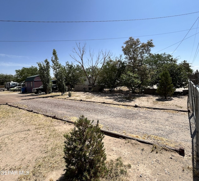 525 Borrego Rd, San Elizario, TX 79849 - photo 6