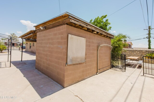219 S Carolina Dr, El Paso, TX 79915 - photo 5