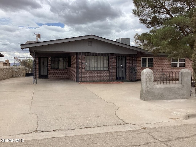 7204 Benson Dr, El Paso, TX 79915 - photo 2