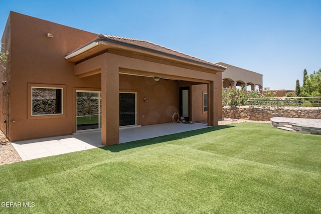 6585 Hermoso Del Sol Dr, El Paso, TX 79911 - rear view of property with a patio area, stucco siding, and ceiling fan
