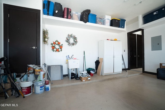 6585 Hermoso Del Sol Dr, El Paso, TX 79911 - garage featuring electric panel