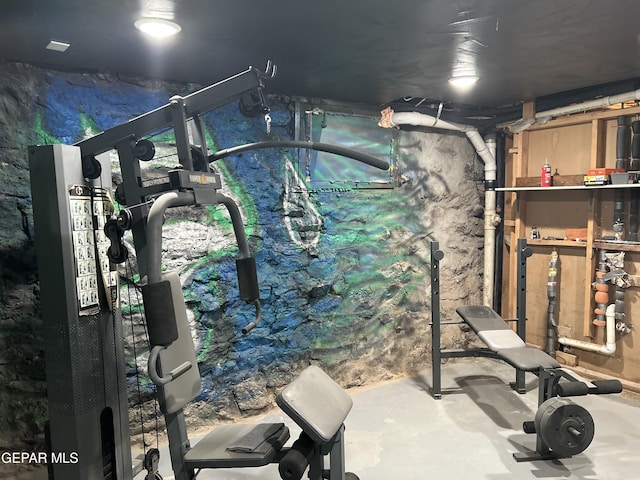 1012 Maple St, El Paso, TX 79903 - view of exercise area