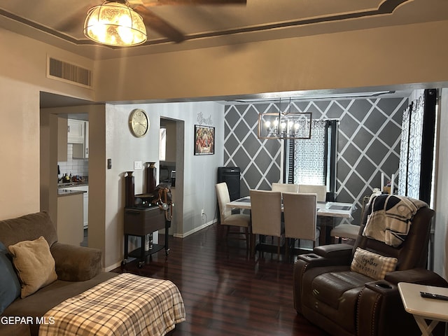 1012 Maple St, El Paso, TX 79903 - living area featuring a chandelier and hardwood / wood-style flooring