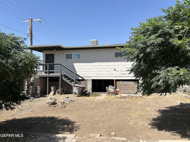 1012 Maple St, El Paso, TX 79903 - back of property featuring stairway