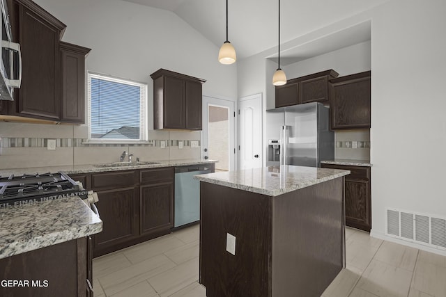 14392 Tobe Davis Dr, Horizon City, TX 79928 - photo 13