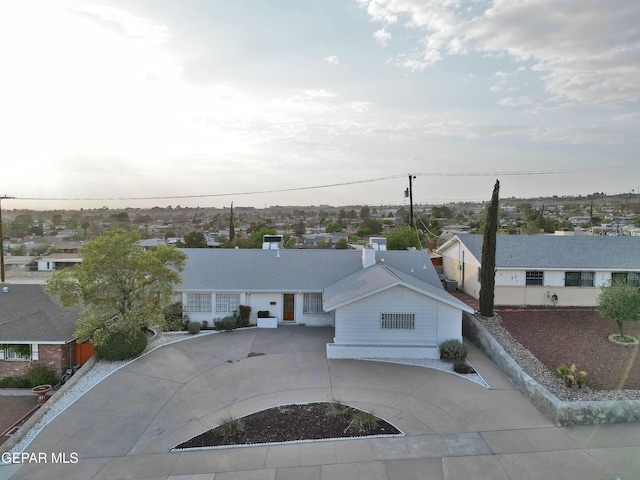 341 Clairemont Rd, El Paso, TX 79912 - photo 1