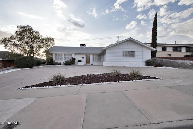 341 Clairemont Rd, El Paso, TX 79912 - photo 5